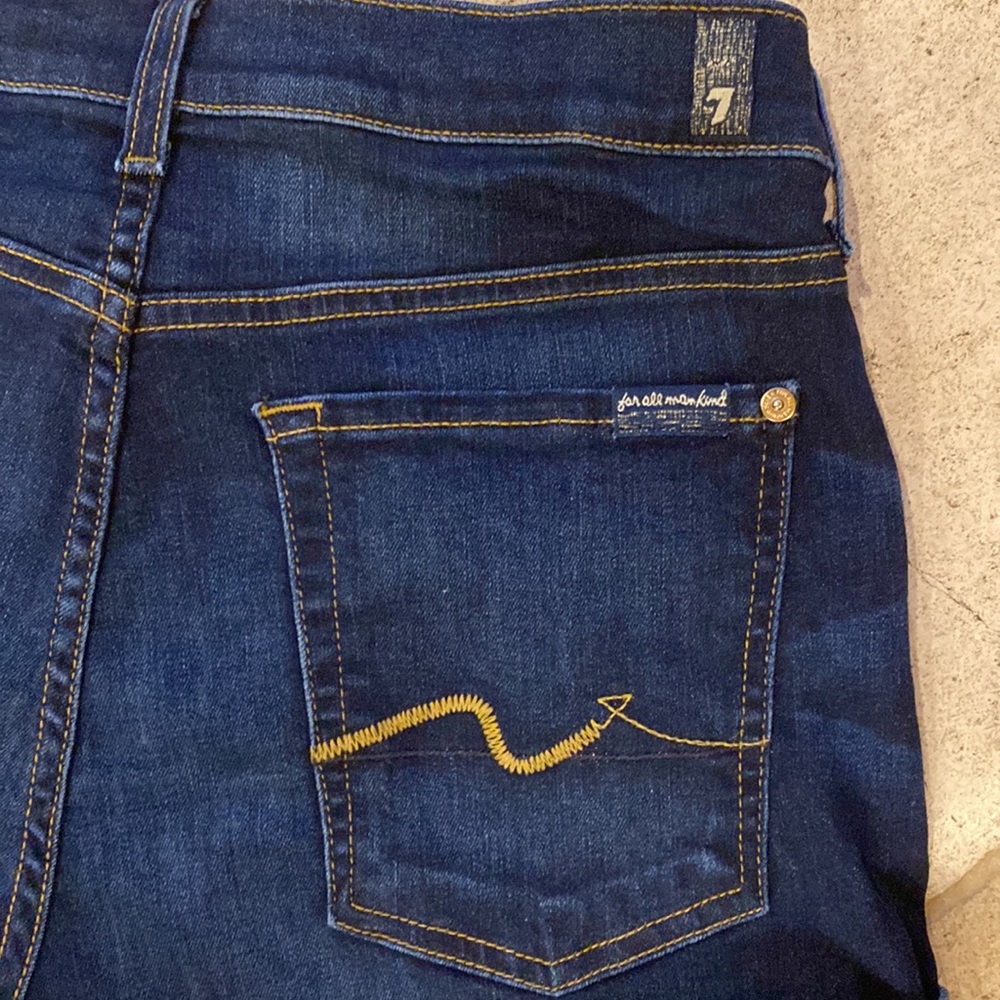7 For All Mankind 🔥 Denim Short Sz 30 Dark Wash - Picture 4 of 6